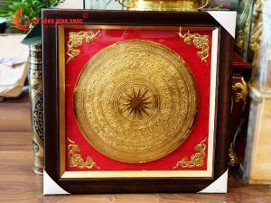 Tranh trống đồng mạ vàng